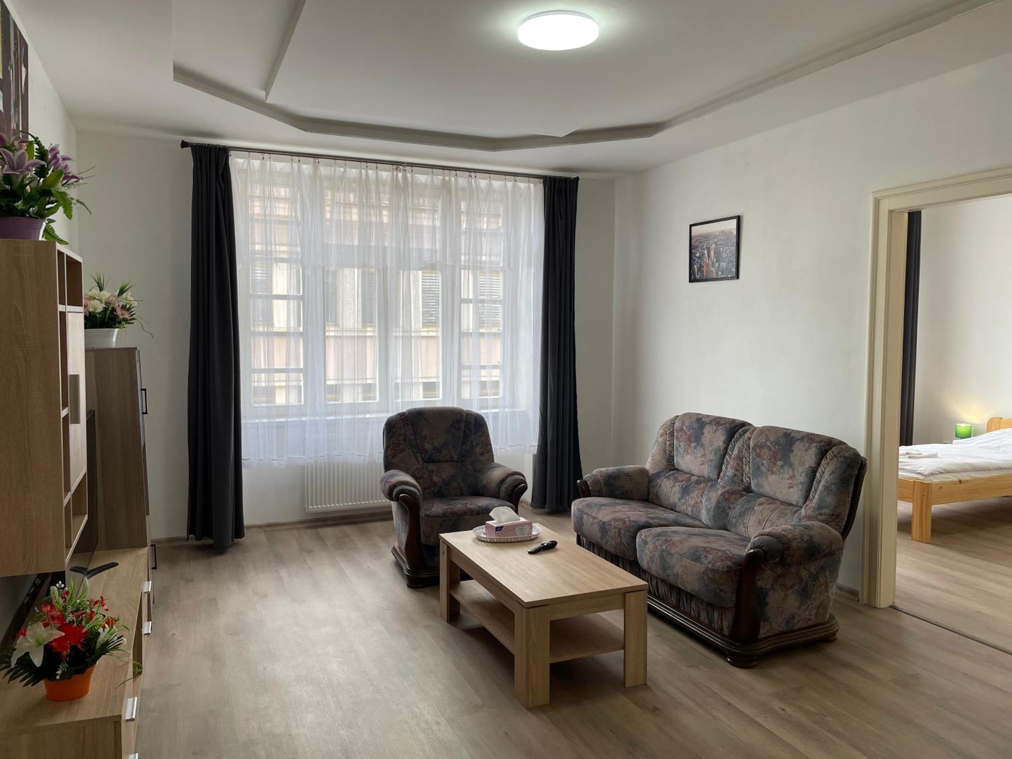 Grand Apartments In The Centre Of Teplice Exterior photo